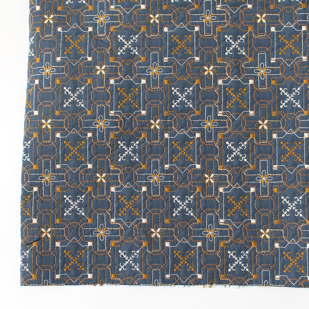 wall paper柄キルト刺繍