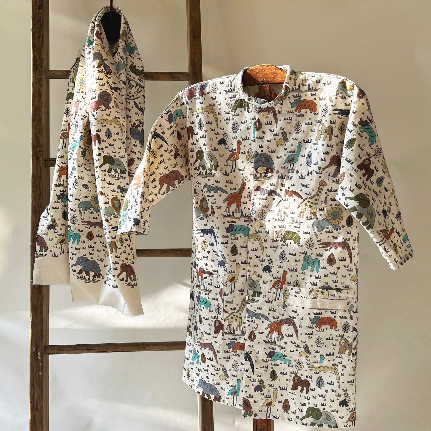 Safari embroidery print【こどものあそびぎ】