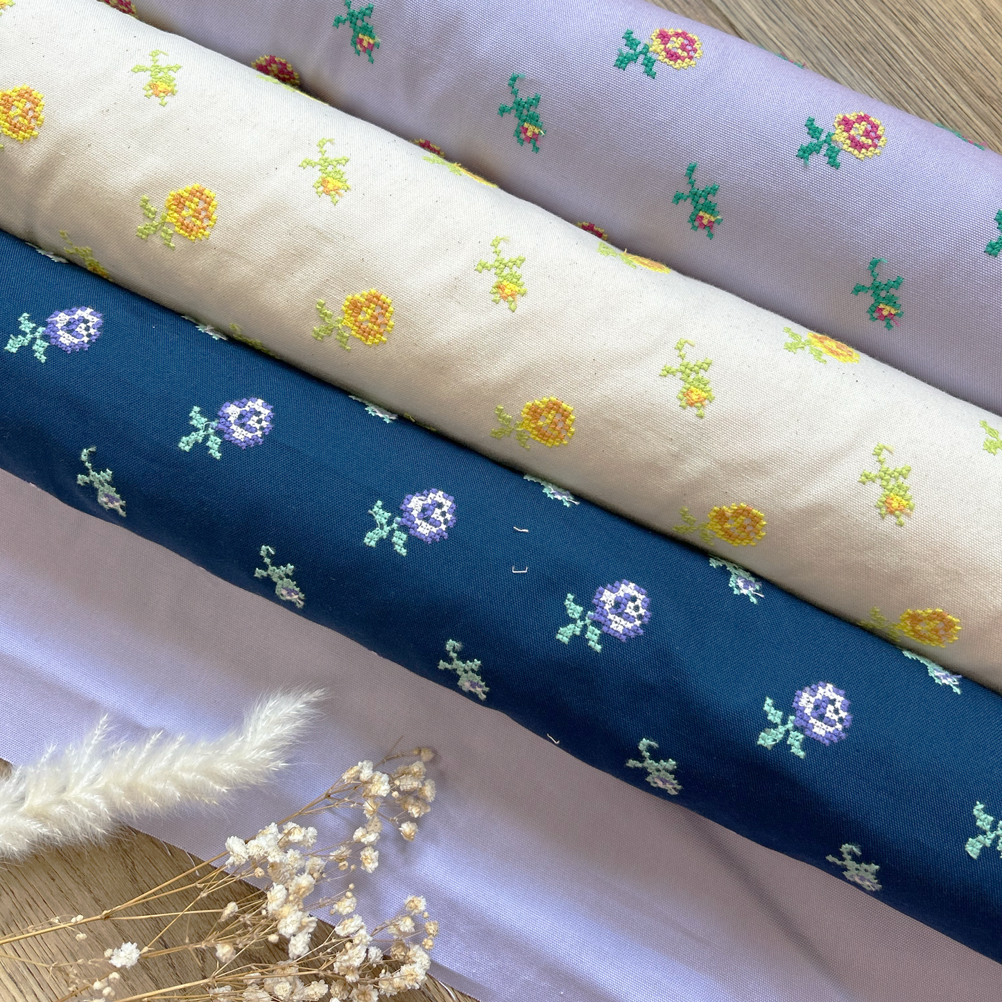 クロスステッチのお花刺繍オックス
