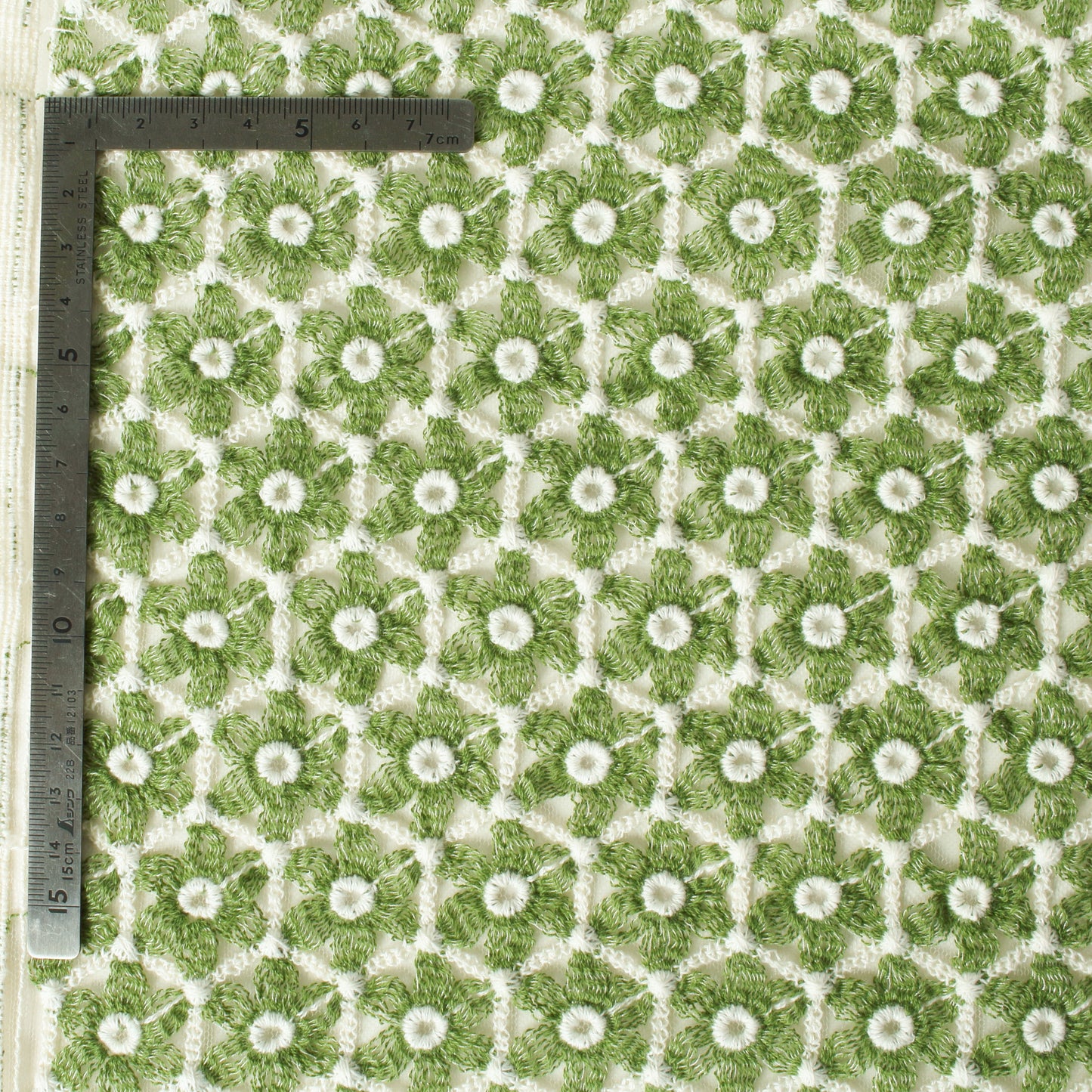 ハニカム花柄刺繍<アウトレット>