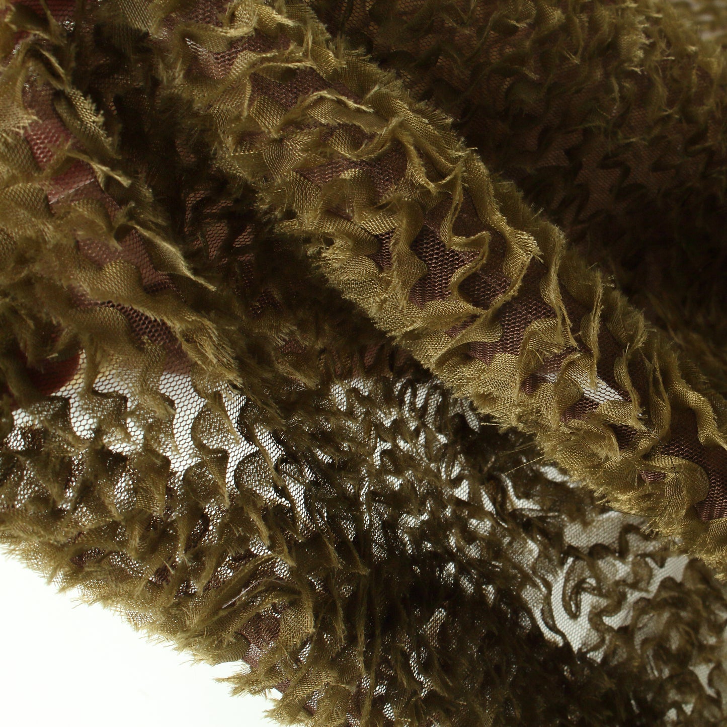 テープチュール刺繡