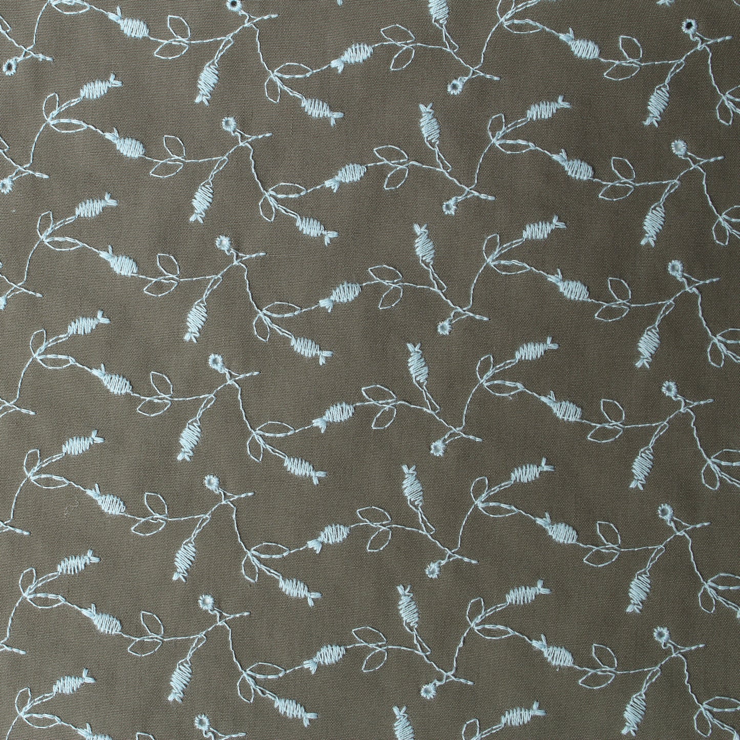 T/C花柄ボーラー刺繍