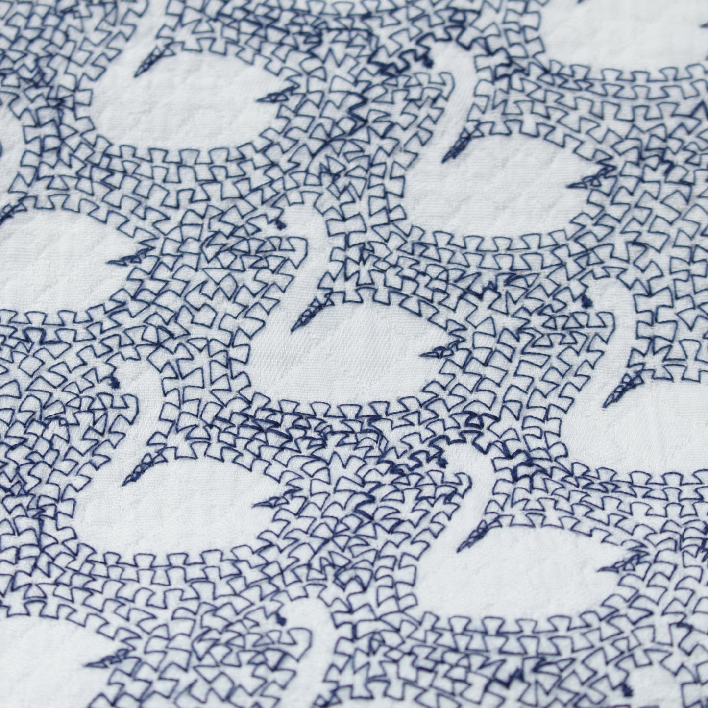 スワン刺繍 ー ダイヤジャカード・ランダムダイヤジャガード